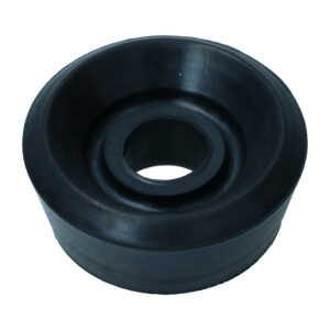 0704-321 Rubber tussen achteras , carrosserie, onderaan